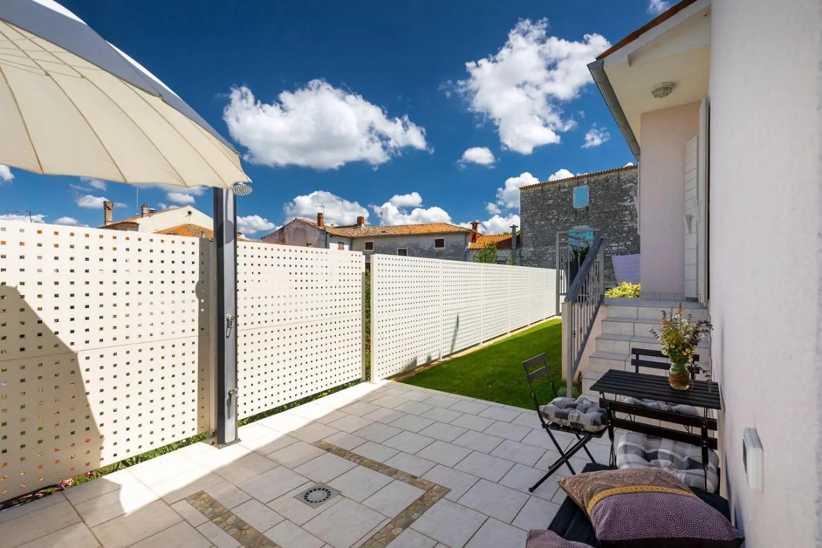 Beautiful Villa Gf25 With Pool In Višnjan