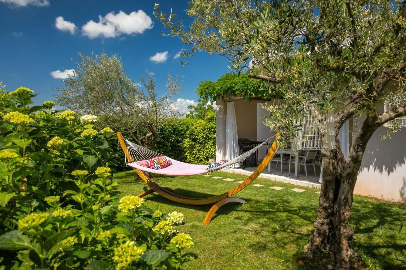Beautiful Villa Gf25 With Pool In Višnjan